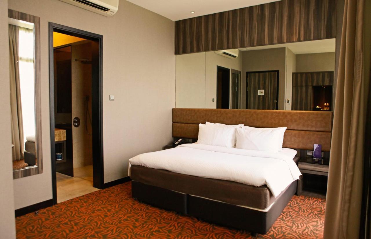 Aqueen Paya Lebar Hotel Singapura